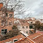Typical Lisbon Apartment By Gt House